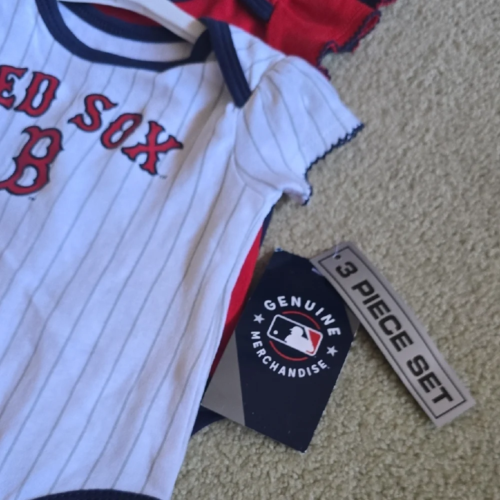 MLB Boston Red Sox Infant 3-Piece Set in White, Navy & Red
